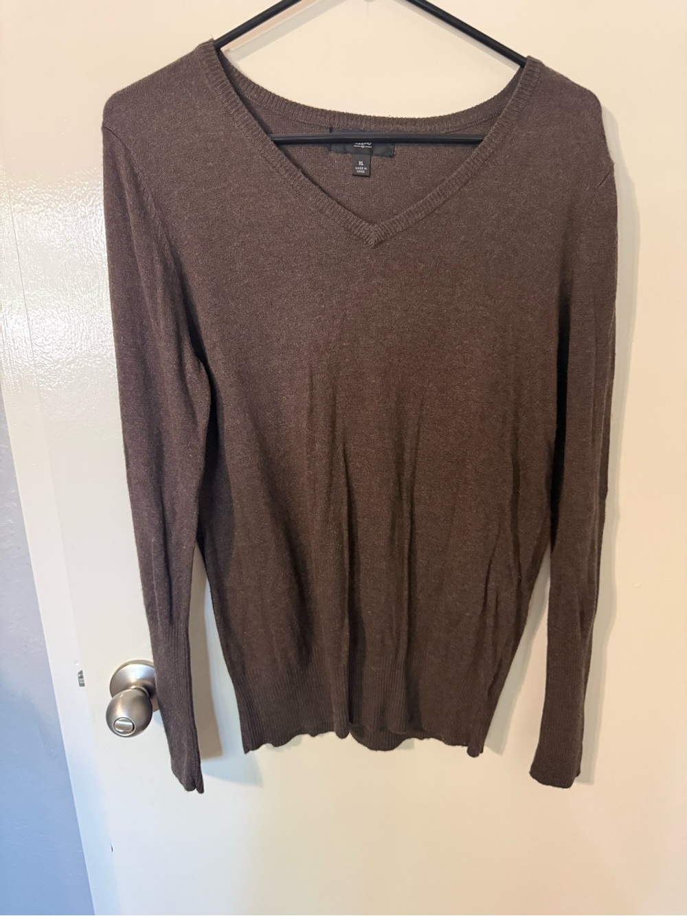 Mossimo Supply Co. Brown V-Neck Lightweight Sweater